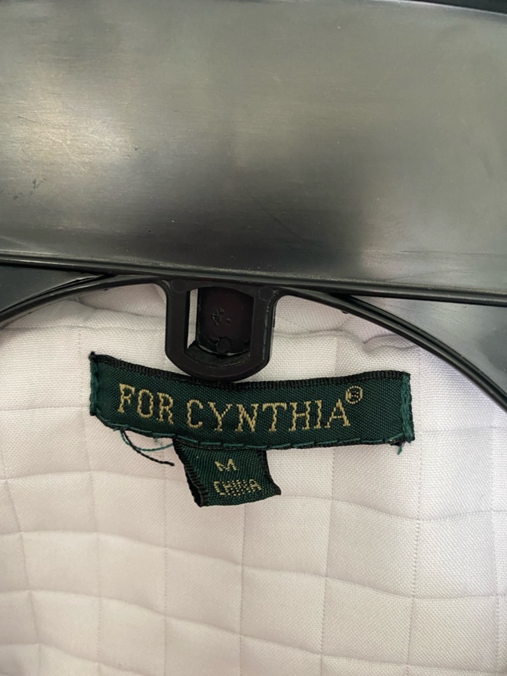 For Cynthia WOMAN’S White Quilted Jacket SZ MEDIUM - Picture 2 of 7